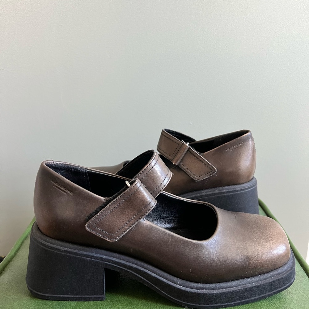 Women's Brown Mary Jane Platform Shoes